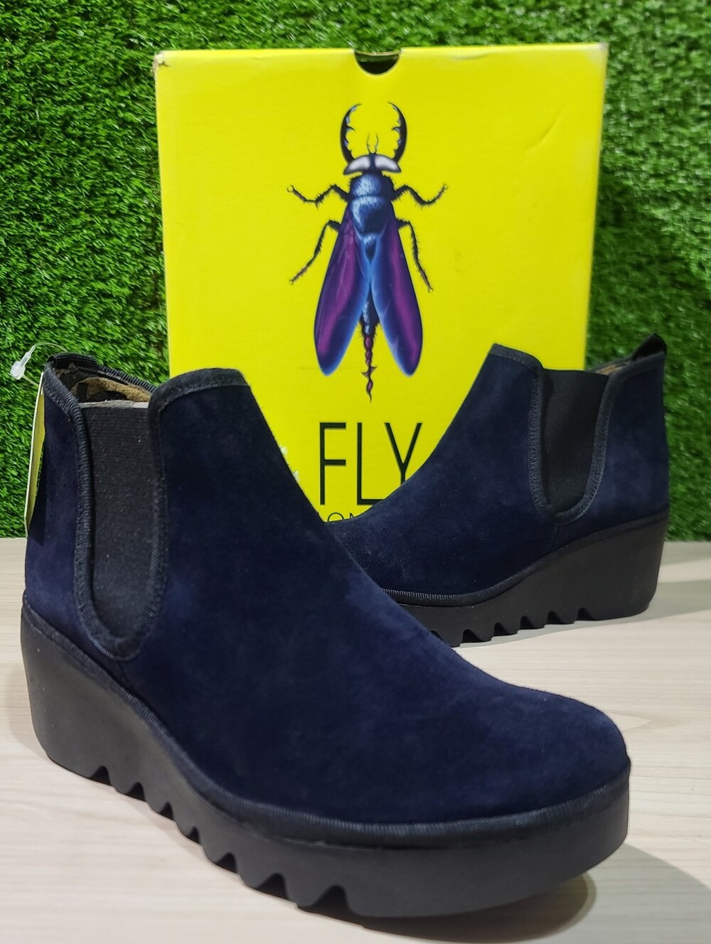 Fly London Byne BYNE349FLY Chelsea Boots / Oil Suede Navy EU 40 NEW